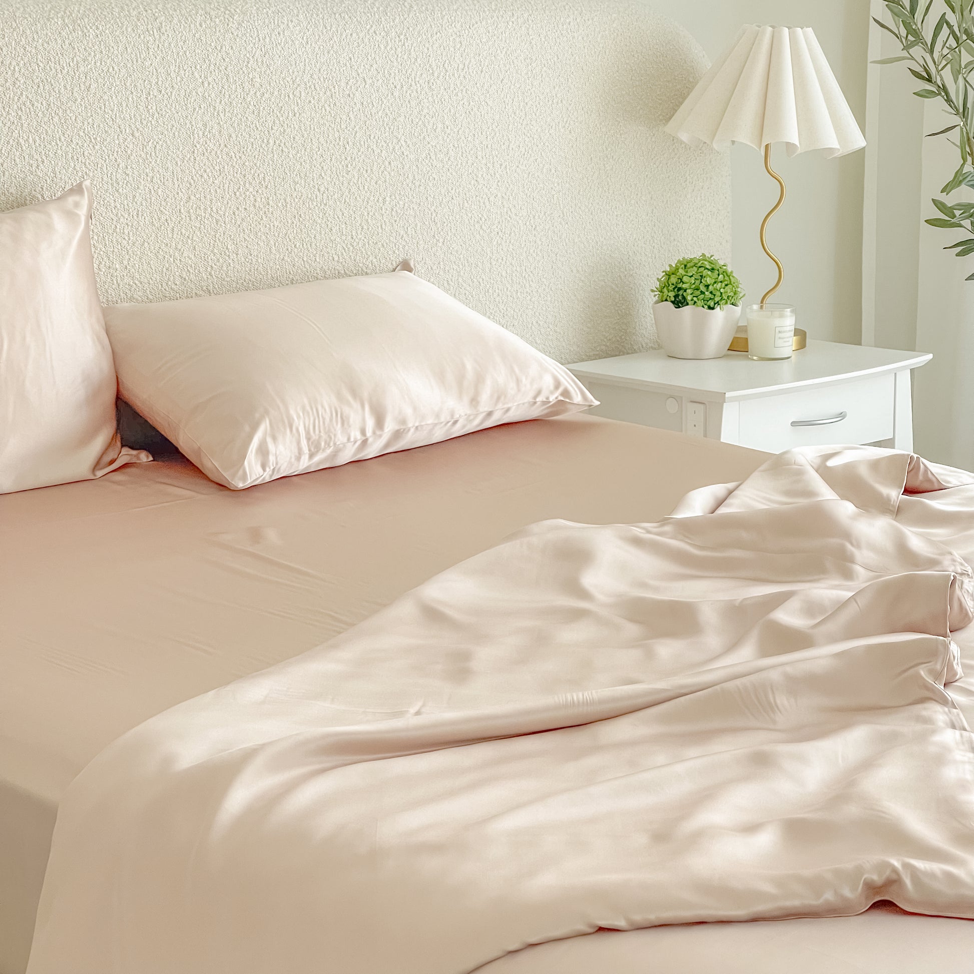 What is Mulberry silk, and why is it better for bedding? – Silky U