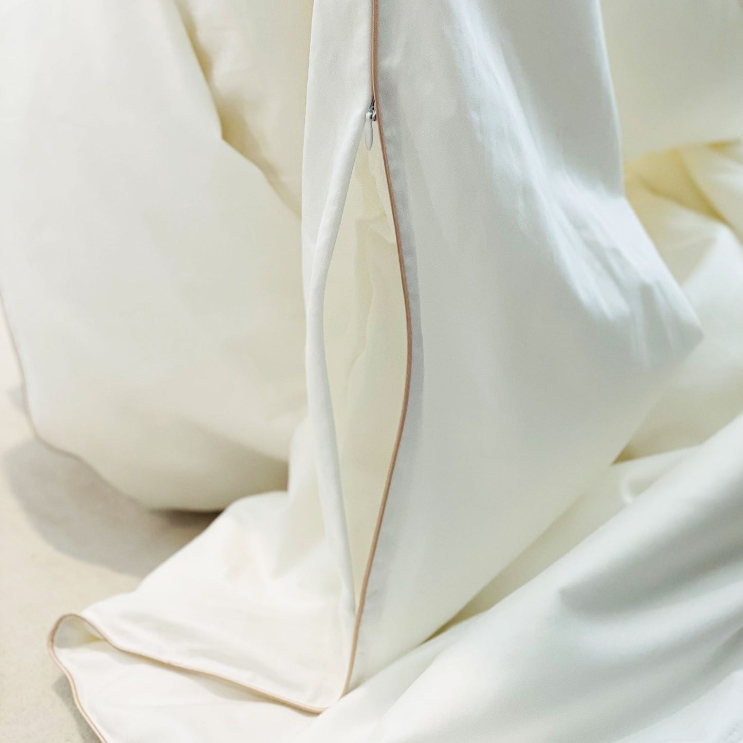 6A Grade 100% Mulberry Silk Quilts - Winter